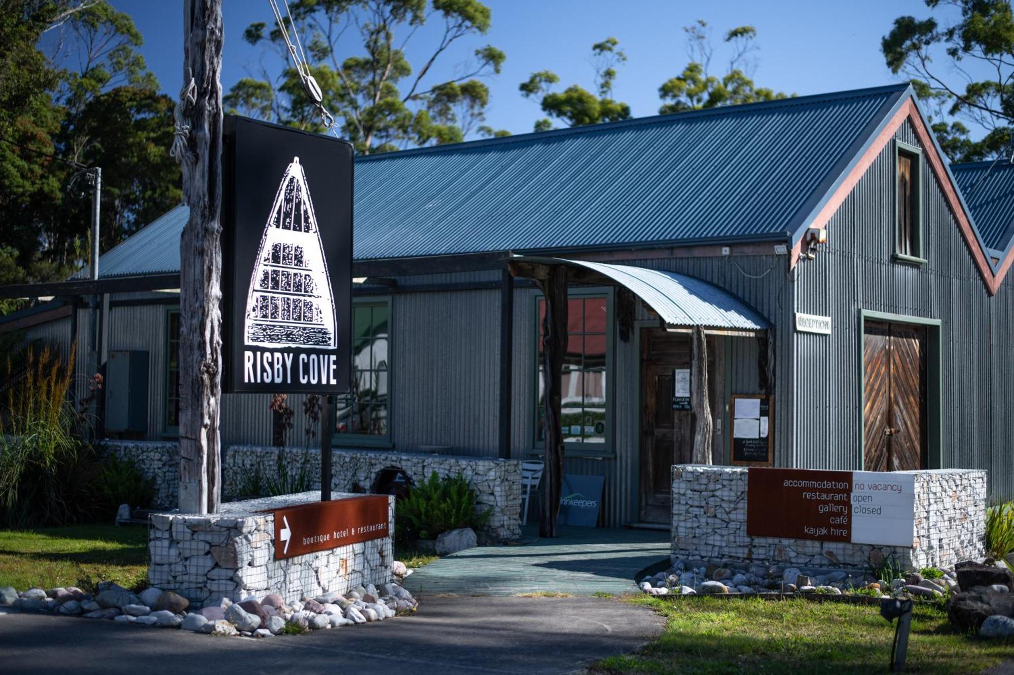 Risby Cove Boutique Hotel ストラーン エクステリア 写真