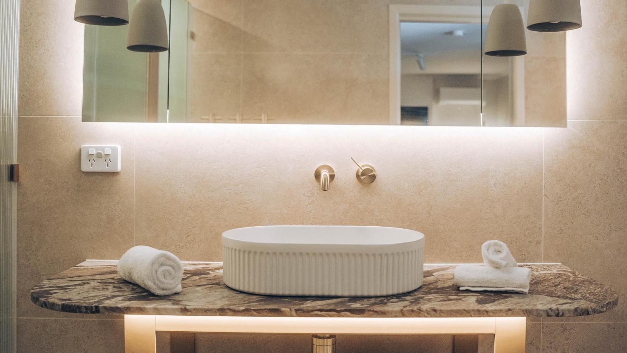Risby Cove Boutique Hotel ストラーン エクステリア 写真