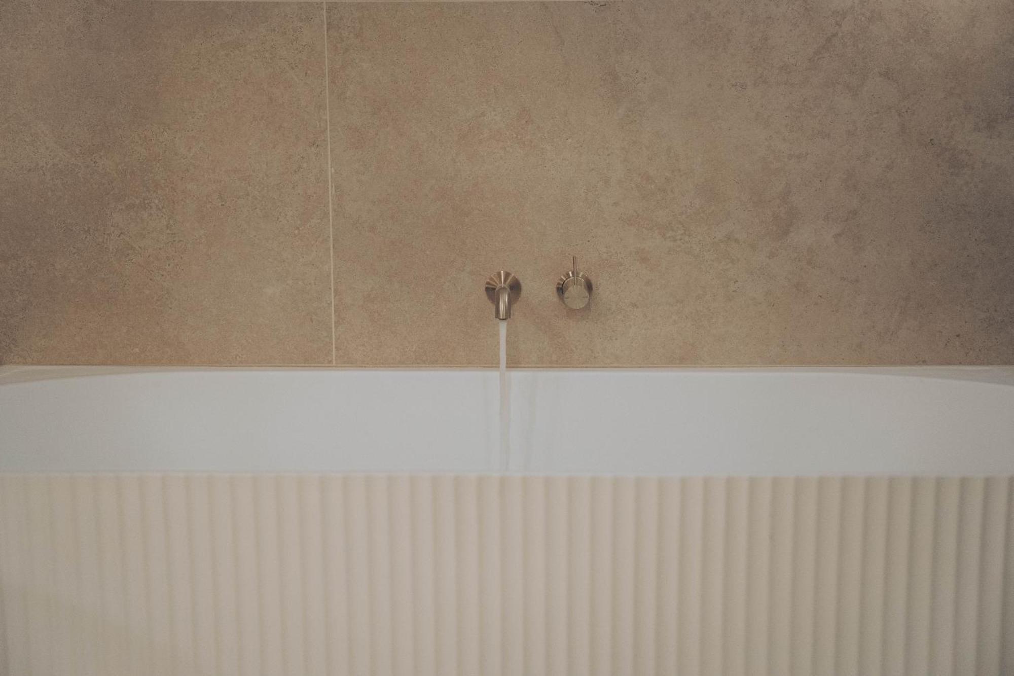 Risby Cove Boutique Hotel ストラーン エクステリア 写真
