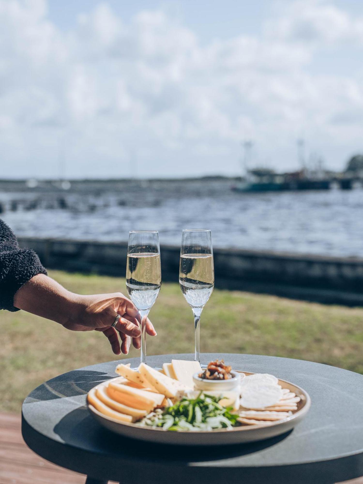 Risby Cove Boutique Hotel ストラーン エクステリア 写真